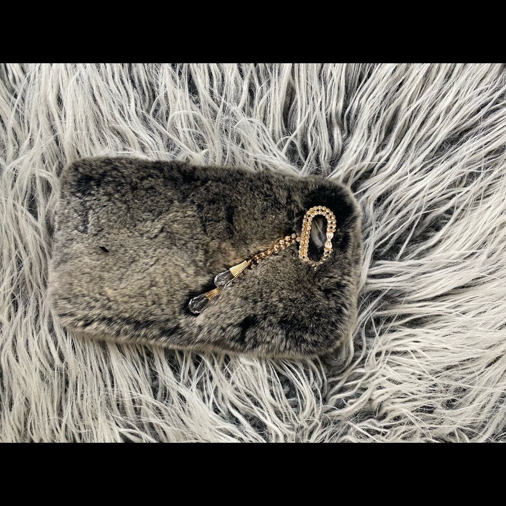 Fluffy IPhone 7 Plus phone case